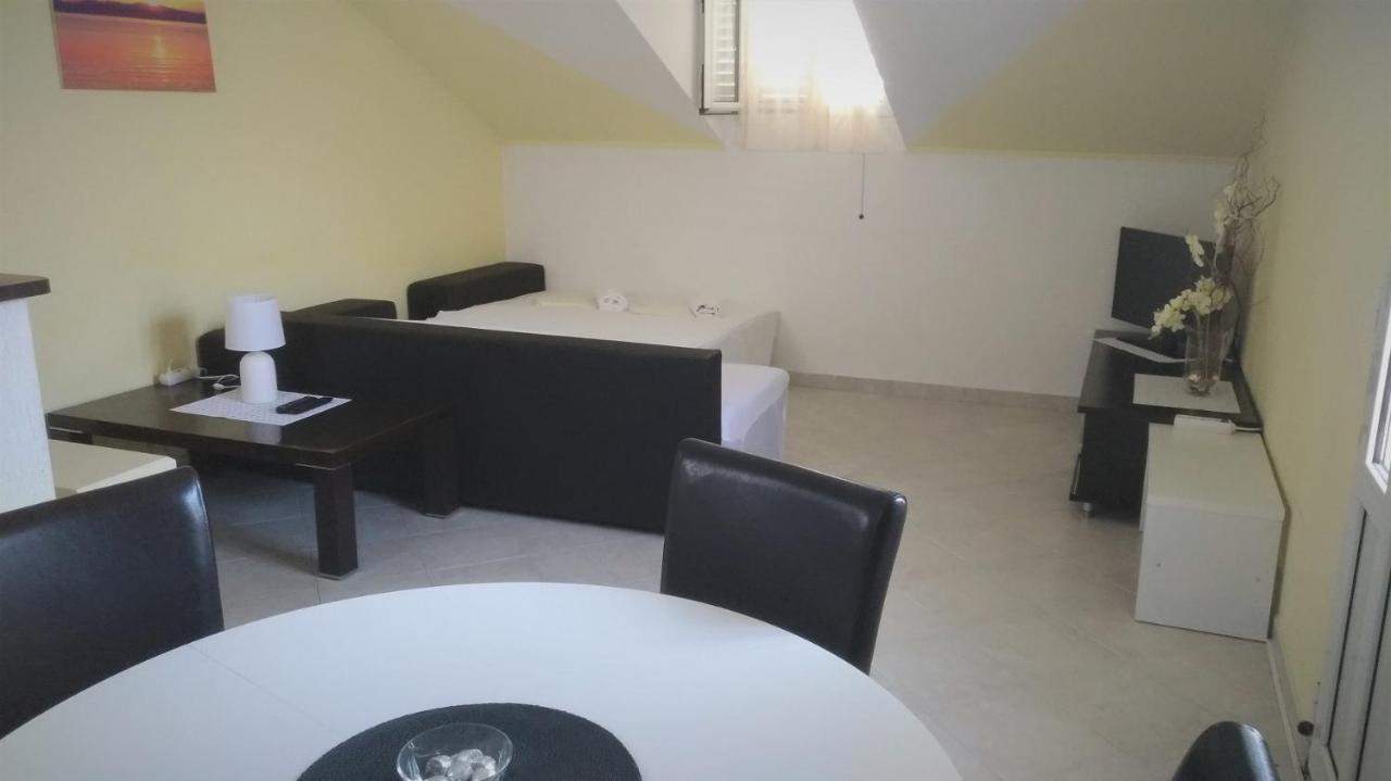 Apartments Antun ดูบรอฟนิก ภายนอก รูปภาพ